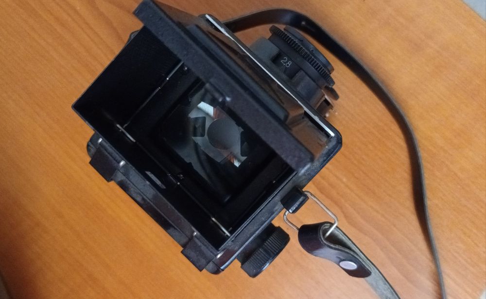 Vand aparat foto vechi Lubitel 2