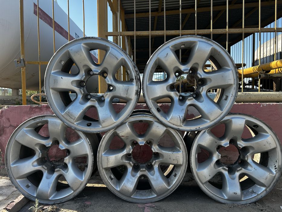 Автомобильные диски на Toyota Prado