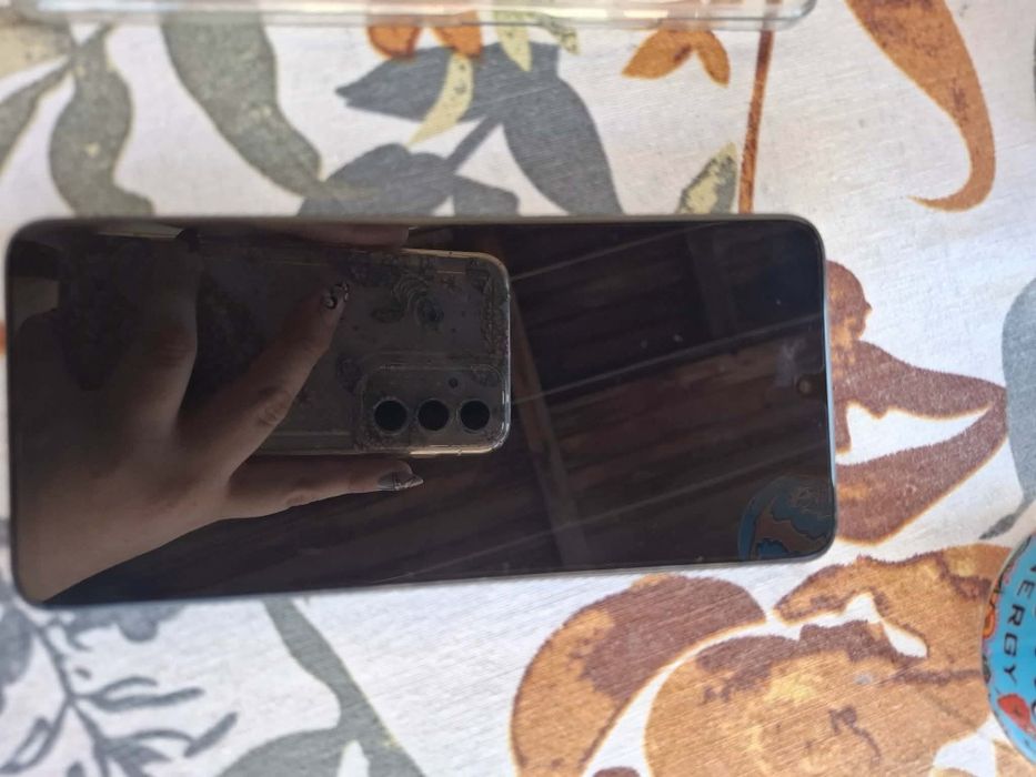Продавам Huawei nova 12i