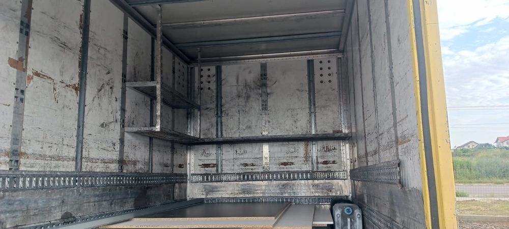 Cub cu lift mercedes sprinter
