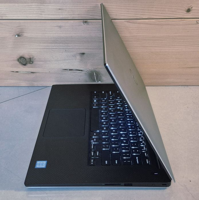 Laptop Dell i7 6820HQ 16GB Quadro NVMe 512GB