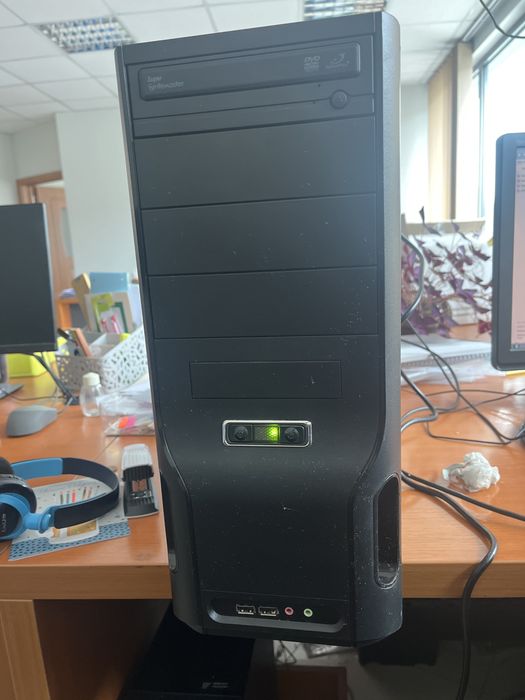 Компютър - стар но работещ