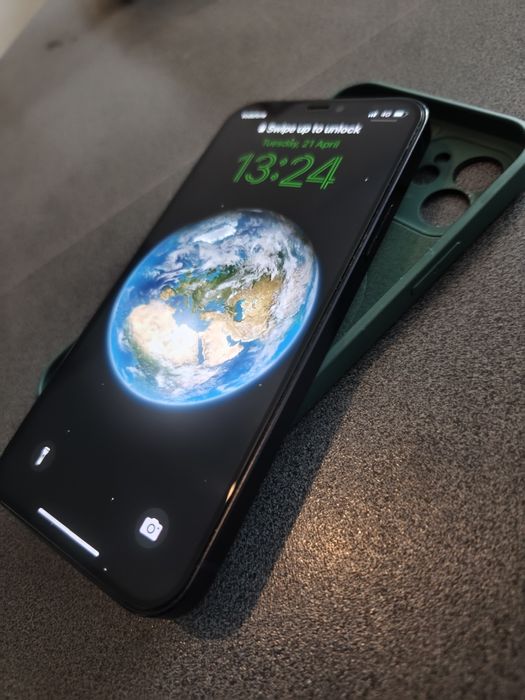 Vând iPhone 12 64GB