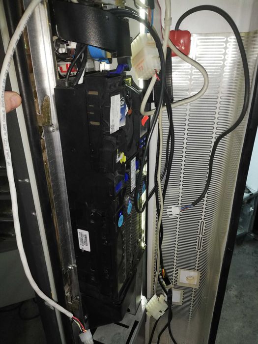 Automata vending distribuitor tonomate produse