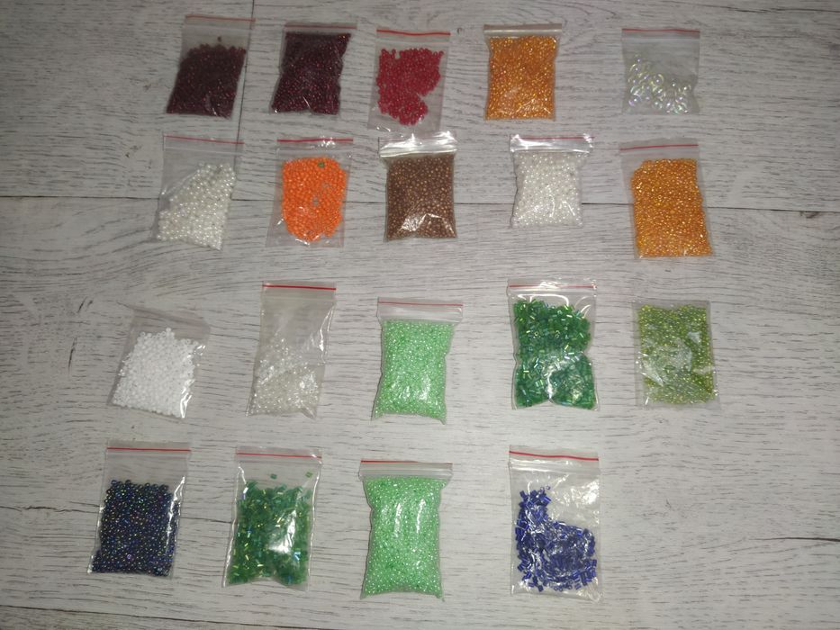 Продам биссер...