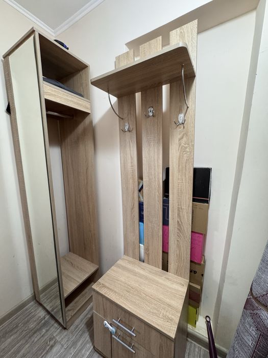 Шкаф в прихожую, комлект