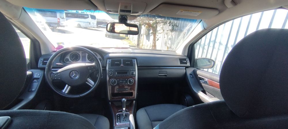 Mercedes B class 245w