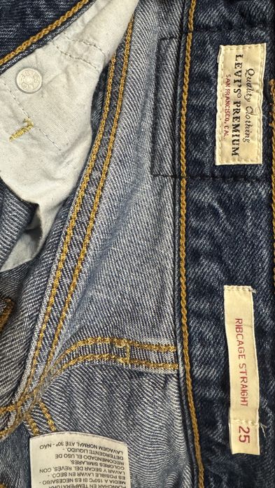 Джинсы Levi’s женские