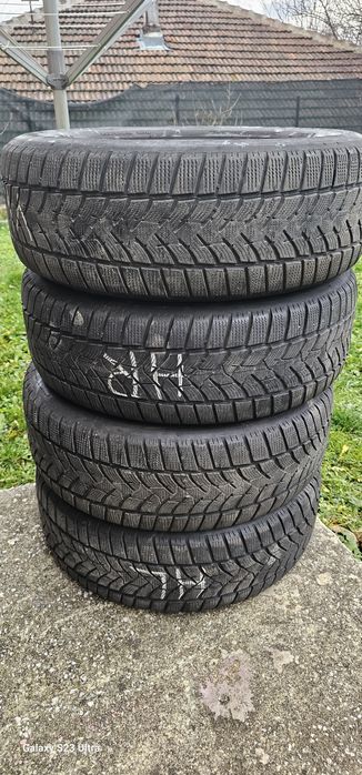 Продавам зимни гуми