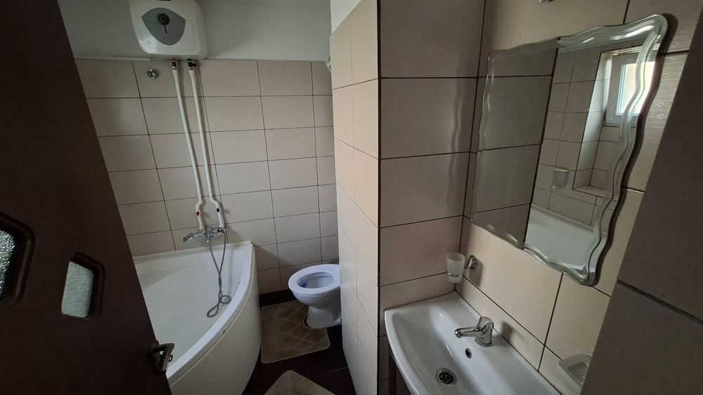 Garsonieră de închiriat