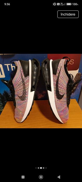 Vand adidasi Nike