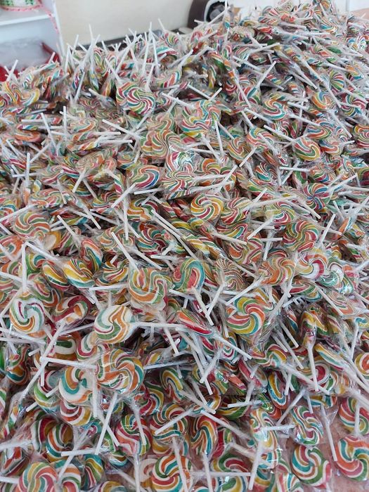 Поиск дистрибьюторов.