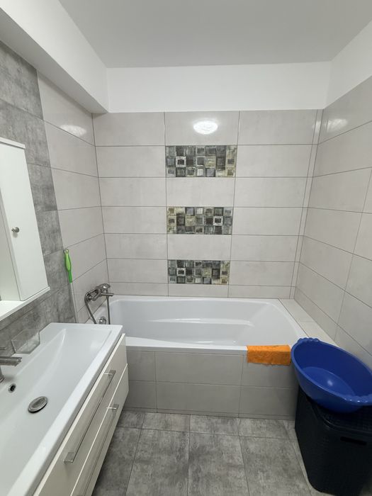 Vand apartament 2 camere