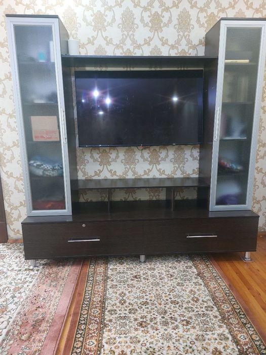 Подставка шкаф под телевизор.