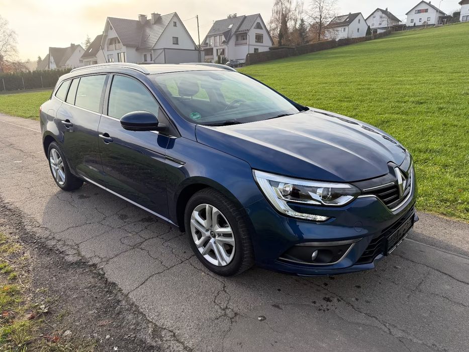 Dezmembrez Renault Megane 4 ADBLUE Break 2019 1.5 dci euro 6 Automat