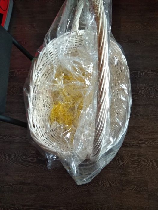 Продаю корзину для фруктов