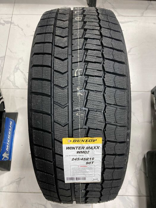 Dunlop Wintermaxx WM02 195/60R15 Надежные зимние шины. Япония