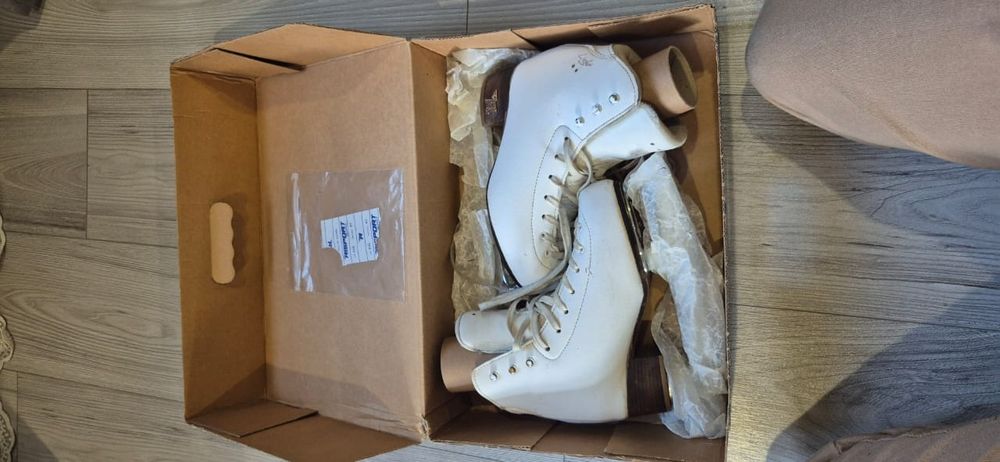 Продам коньки RISPORT