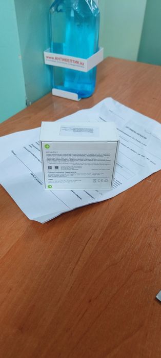 Продам оригинал Airpods pro 3 новая. Их цена магазинах от 130  000тг