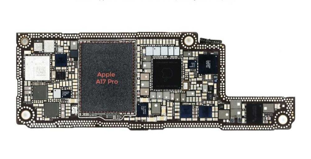 Reparatii placa baza Reparatie iPhone 15 iPhone 15 Pro / Max / Plus