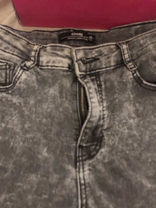 Blugi Sinsay Marime 36