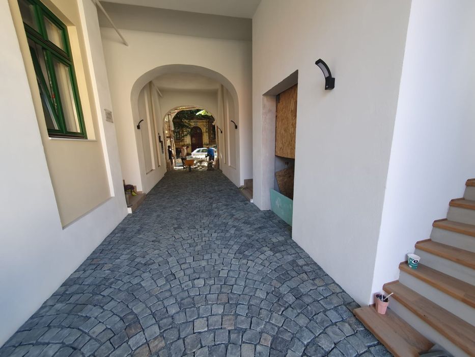 de birouri in zona Neptun, Traian