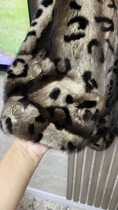 Продам норковую шубу