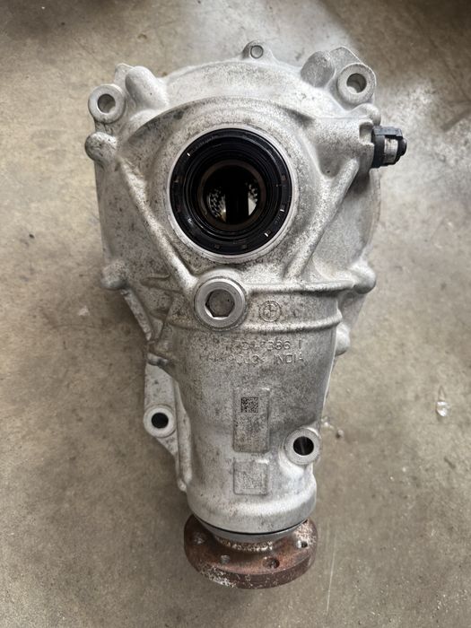 Преден диференциал bmw G20 320i