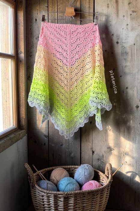 Ръчно плетени шалове