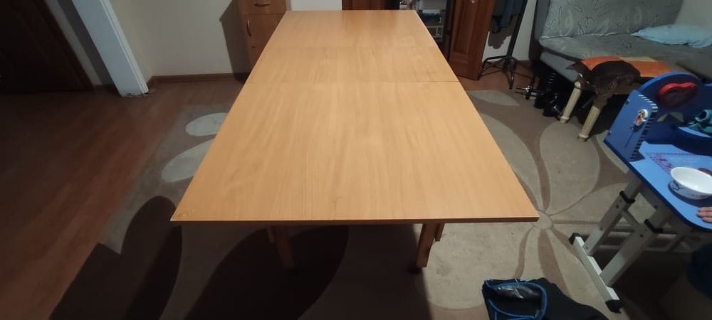 Стол книжка в идеальном состоянии