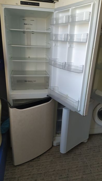 Холодильник с ГАРАНТИЕЙ!