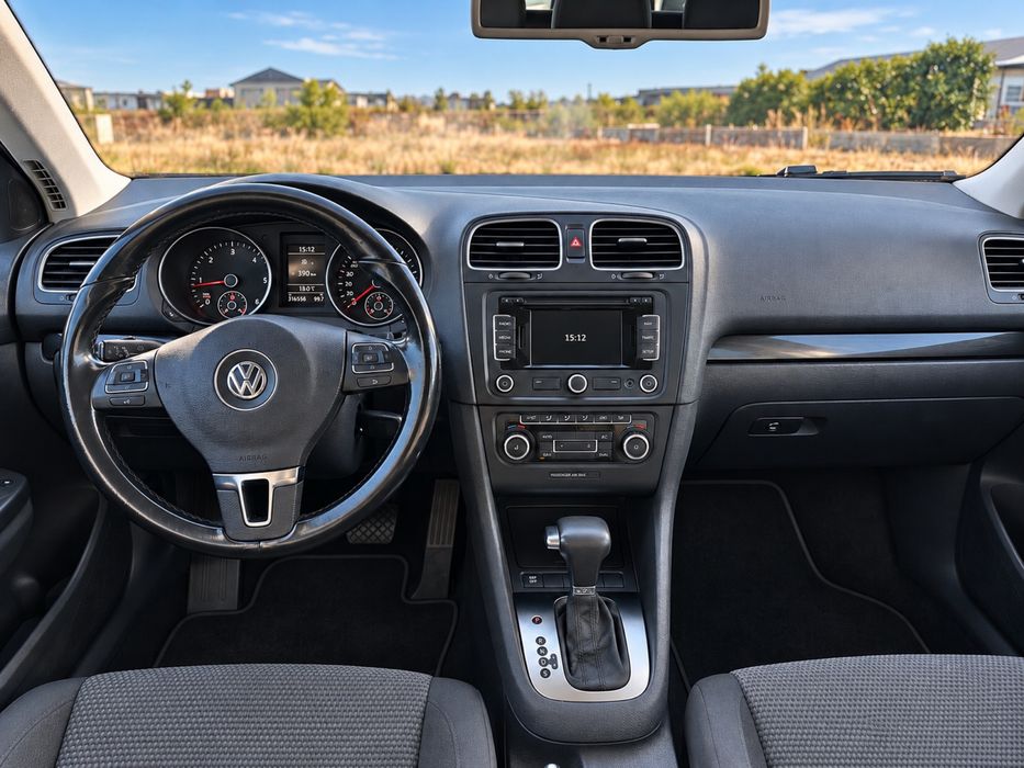 VOLKSWAGEN Golf 2010 — imagine 5