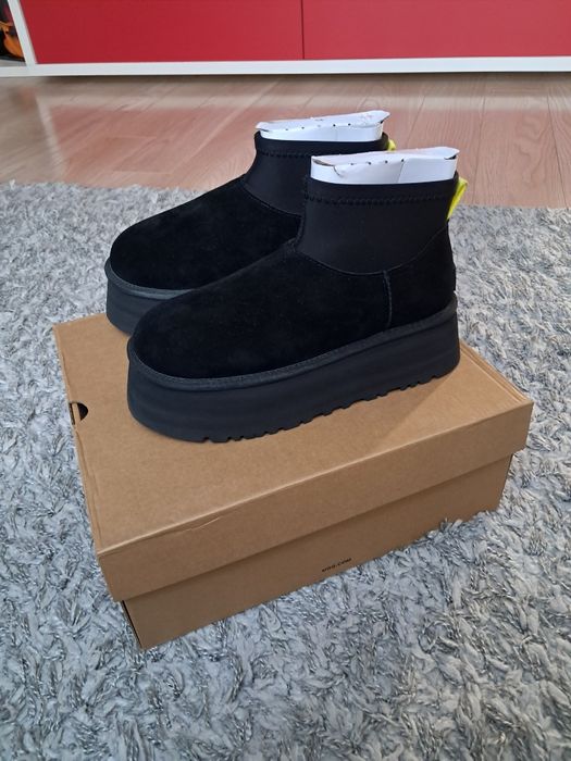 Ugg Mini Dipper Negre