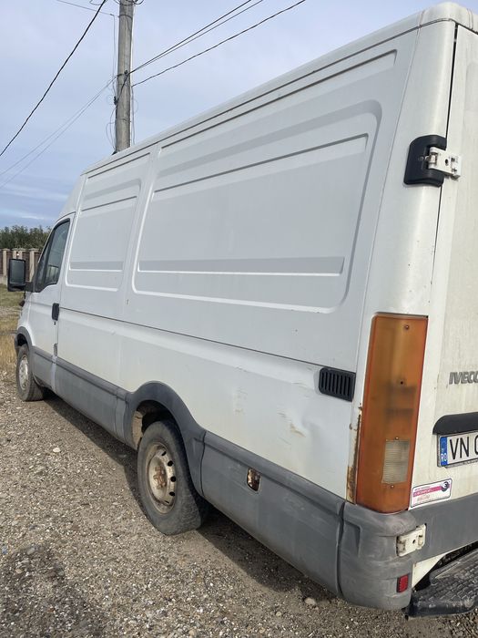 De vanzare iveco 3,5 tone