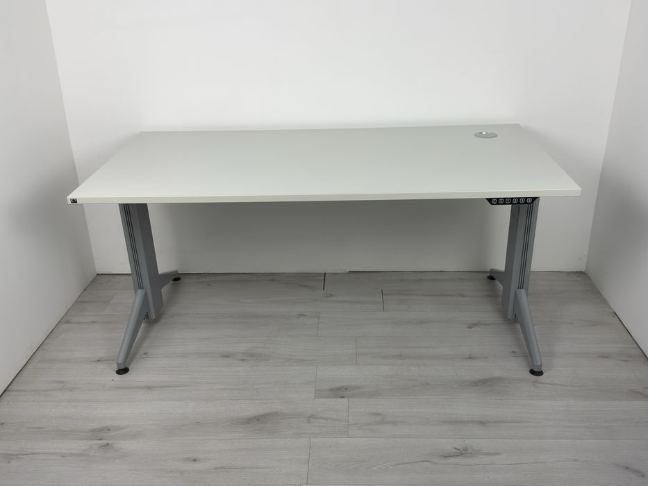 Немско бюро електрическо регулируемо за дома и офиса обзавеждане