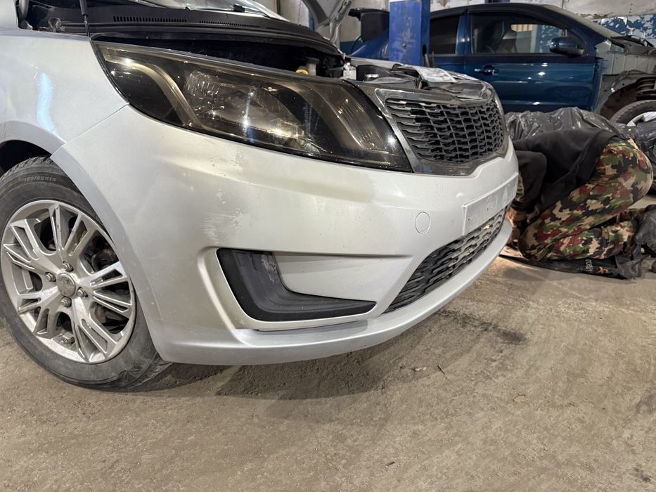 Бампер на Kia Rio 2013