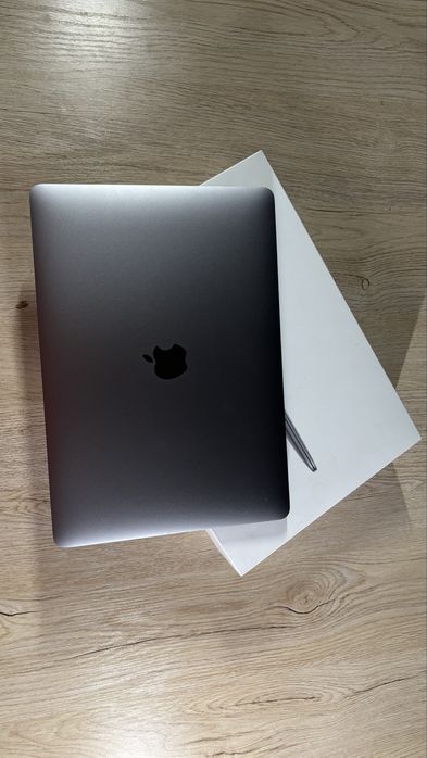 Macbook Air M1 8/256