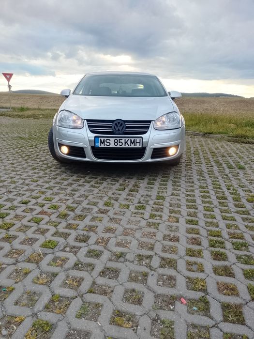 VOLKSWAGEN Jetta 2006