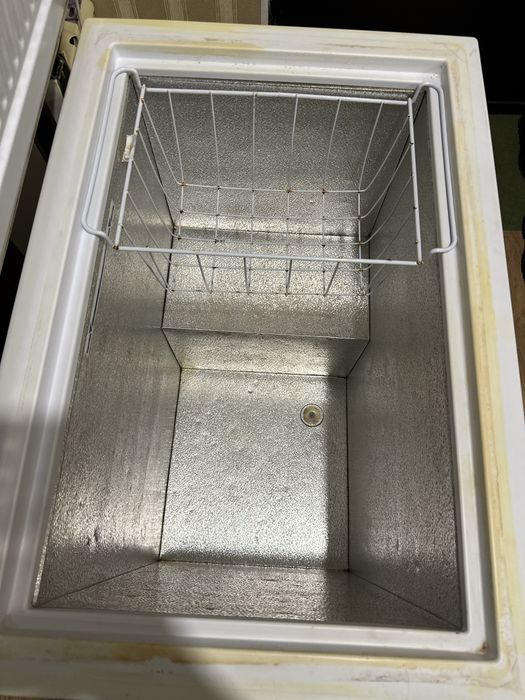 Продам морозильник