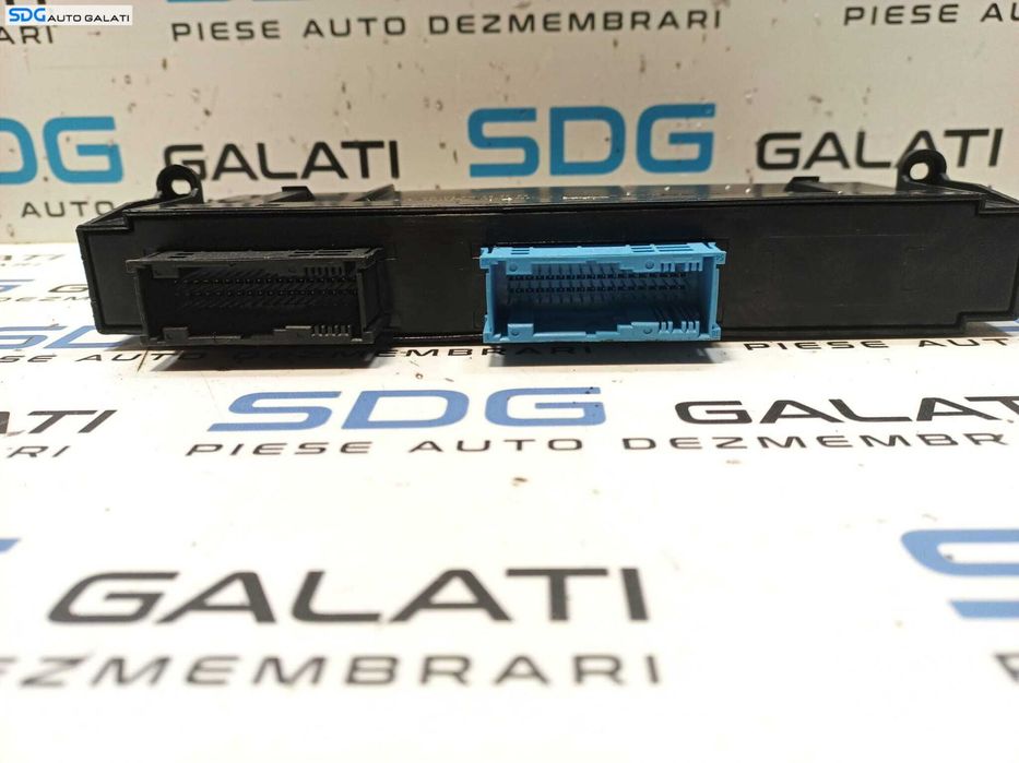 Unitate Modul Calculator Confort Confort BCM BMW Seria 3 E90 E91 2.0 N43 2004 - 2011 Cod 61.35 9187536 - 01 [L0635] [L0636]