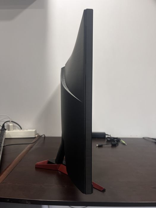 Монитор Acer Nitro VG270bmiix 27" IPS панел , 75 Hz, Full HD, 1 ms,