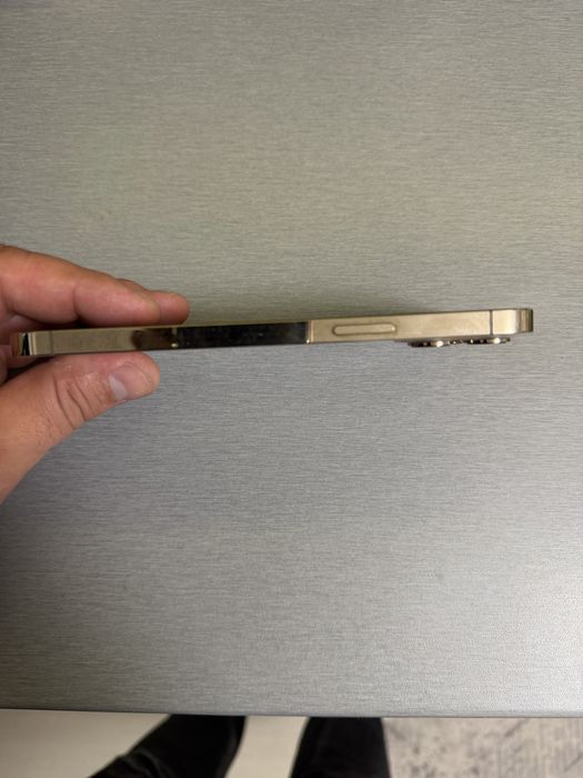 Iphone 12 pro max 256MB