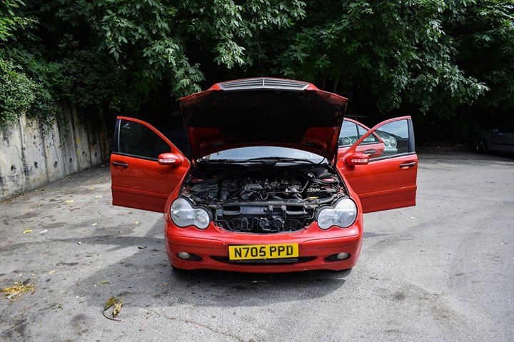 Mercedes W203 C220 CDI 143 к.с . НА ЧАСТИ!!! Мерцедес В203 Ц220 цди