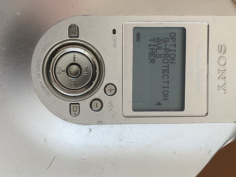 Sony  D-NE900  walkmаn CD MP3