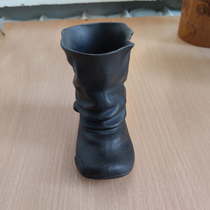 Пепельница латунь . Сапог чугун