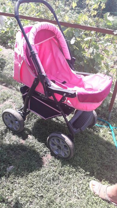 Продам детскую коляску