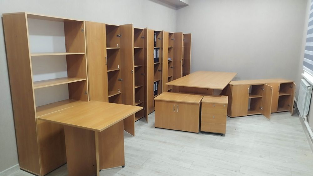 Ofis mebellari sotiladi