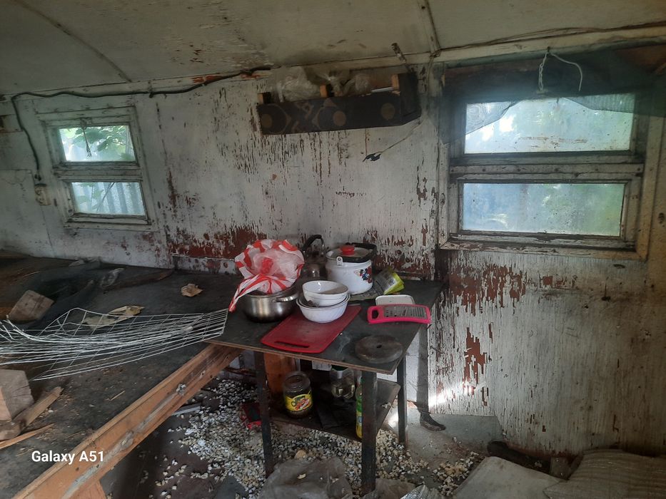 Продам будку-вагончик для хранения хозяйственных инвентаря, и мн др