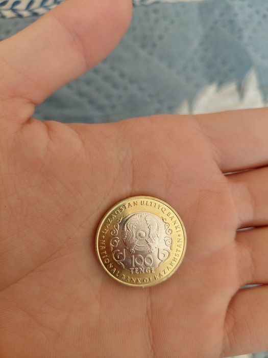Қазақстан теңгесі 100 тг