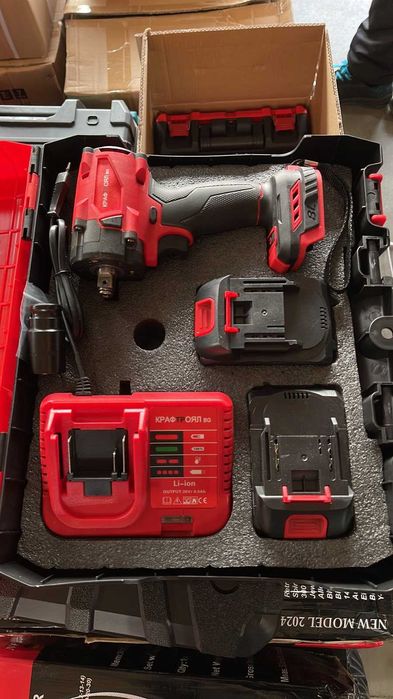 Ударен Акумулаторен Гайковерт - Импакт KRAFTROYAL 36V 8,0AH червен